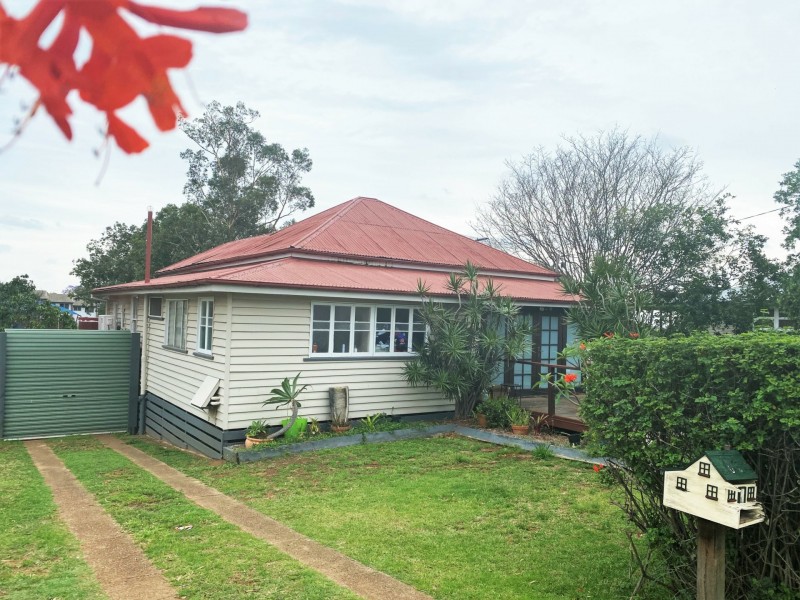 45 Cochrane Street, Gatton QLD 4343