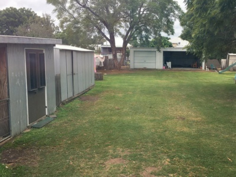 4 Water Street, Helidon QLD 4344