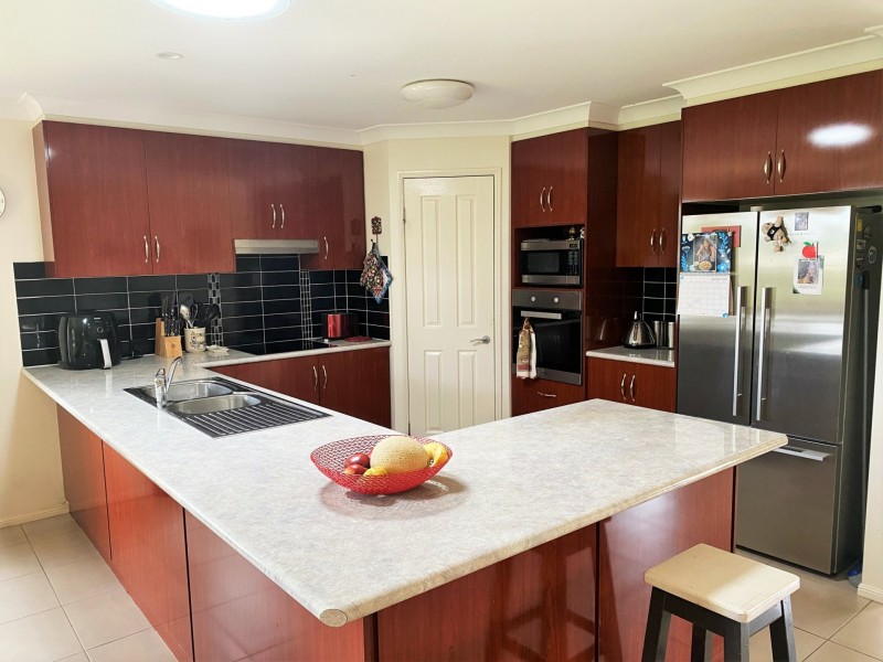 6 Kookaburra Drive, Gatton QLD 4343