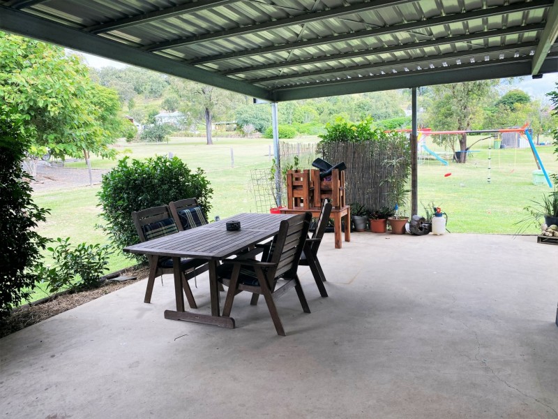 10 Donaldson Road, Plainland QLD 4341