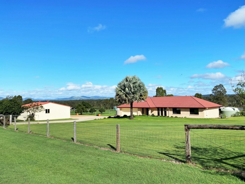 33 Numera Court, Adare QLD 4343