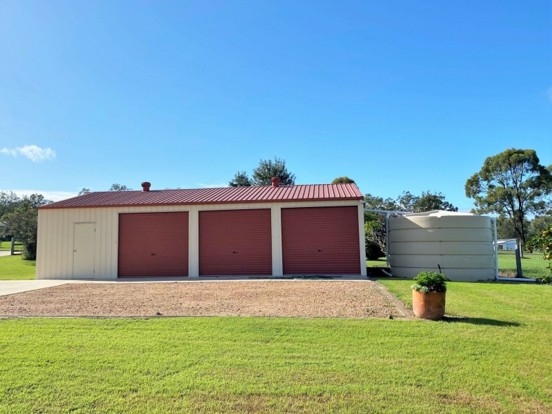33 Numera Court, Adare QLD 4343