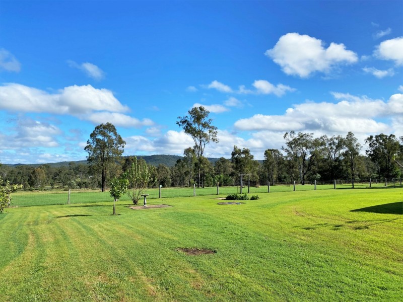 33 Numera Court, Adare QLD 4343