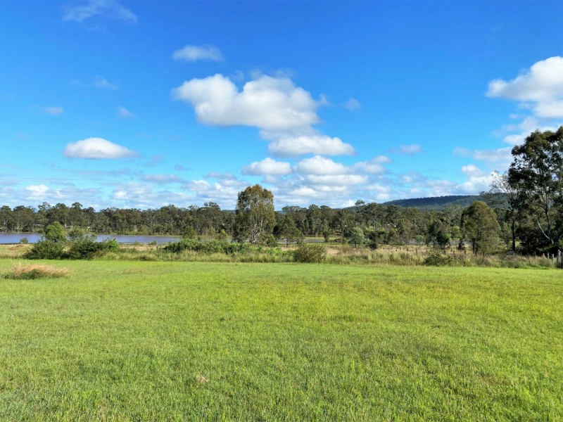 33 Numera Court, Adare QLD 4343