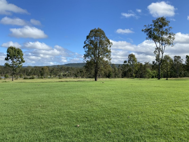 33 Numera Court, Adare QLD 4343