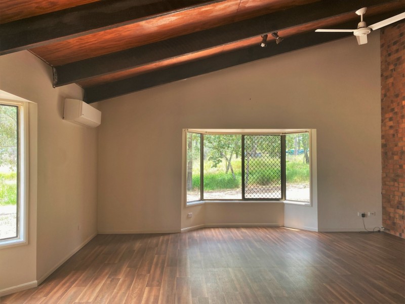 10 Yellowood Court, Kensington Grove QLD 4341