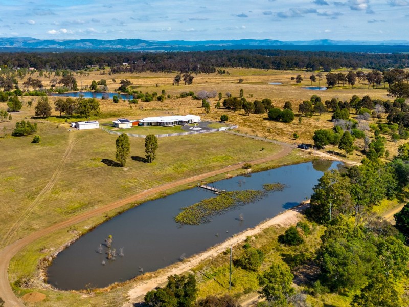 13 Zabel Drive, Plainland QLD 4341