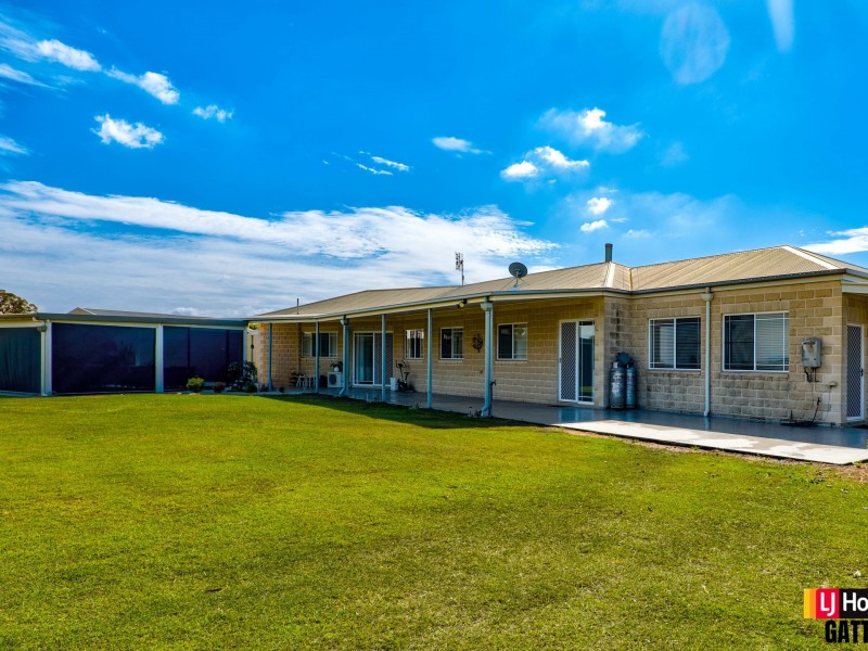 13 Zabel Drive, Plainland QLD 4341