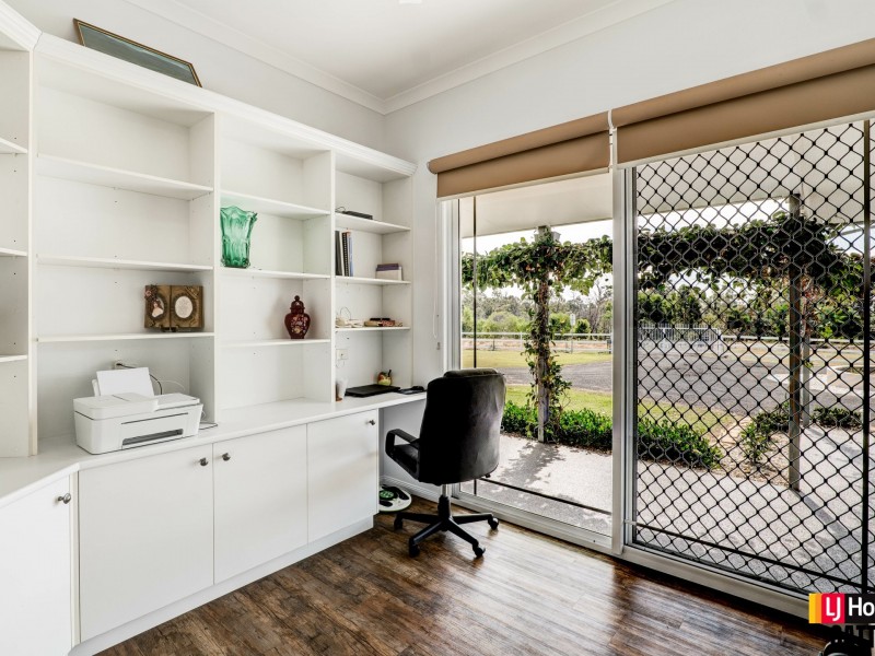13 Zabel Drive, Plainland QLD 4341