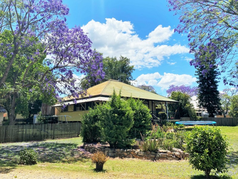 7 Railway Street, Helidon QLD 4344