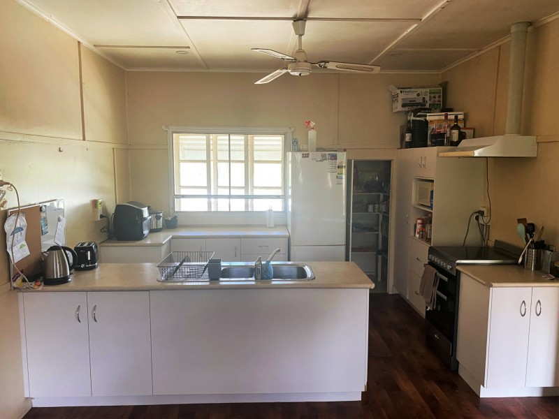 40 Karina Street, Placid Hills QLD 4343