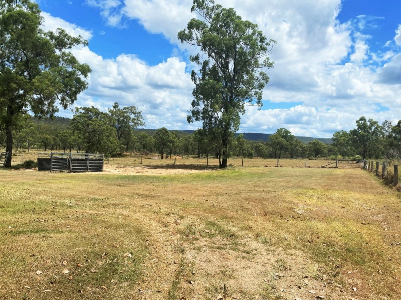 40 Karina Street, Placid Hills QLD 4343