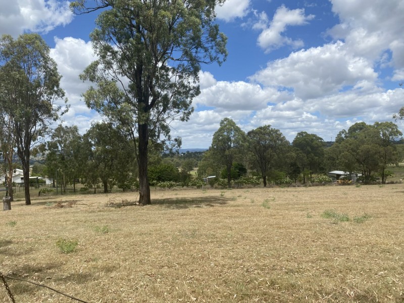 41 Karina Street, Placid Hills QLD 4343