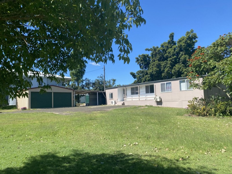 6 Hein Court, Regency Downs QLD 4341