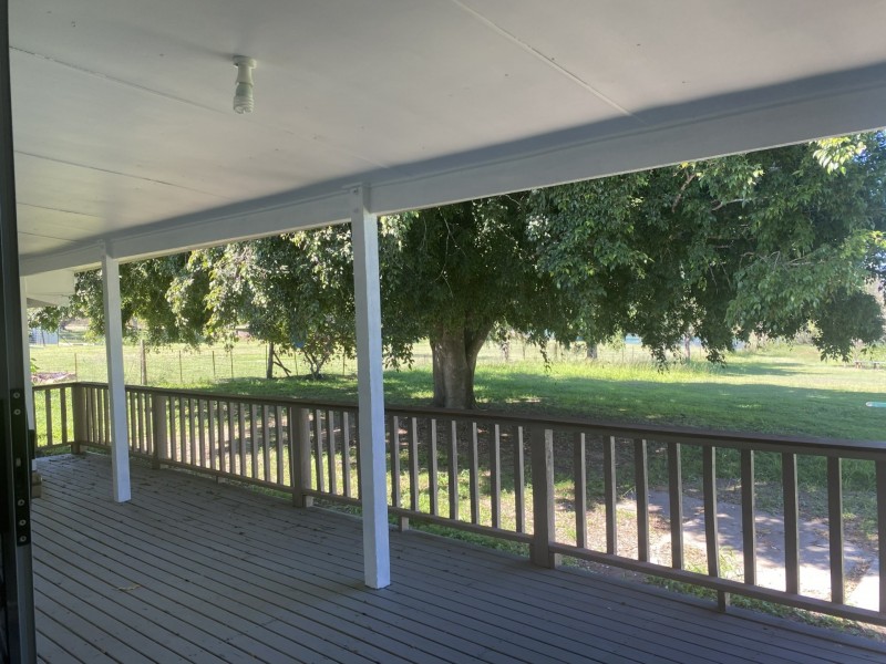 6 Hein Court, Regency Downs QLD 4341