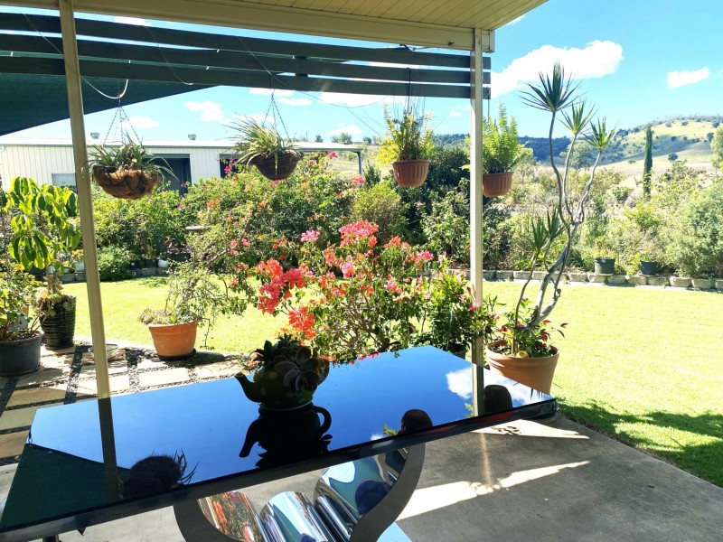 13 Peppertree Place, Plainland QLD 4341