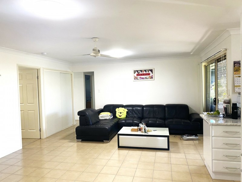 13 Peppertree Place, Plainland QLD 4341