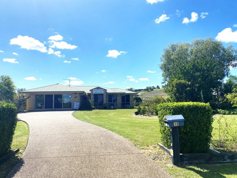 13 Peppertree Place, Plainland QLD 4341
