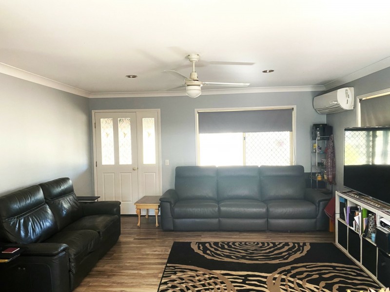 12 Lewis Court, Lockyer Waters QLD 4311