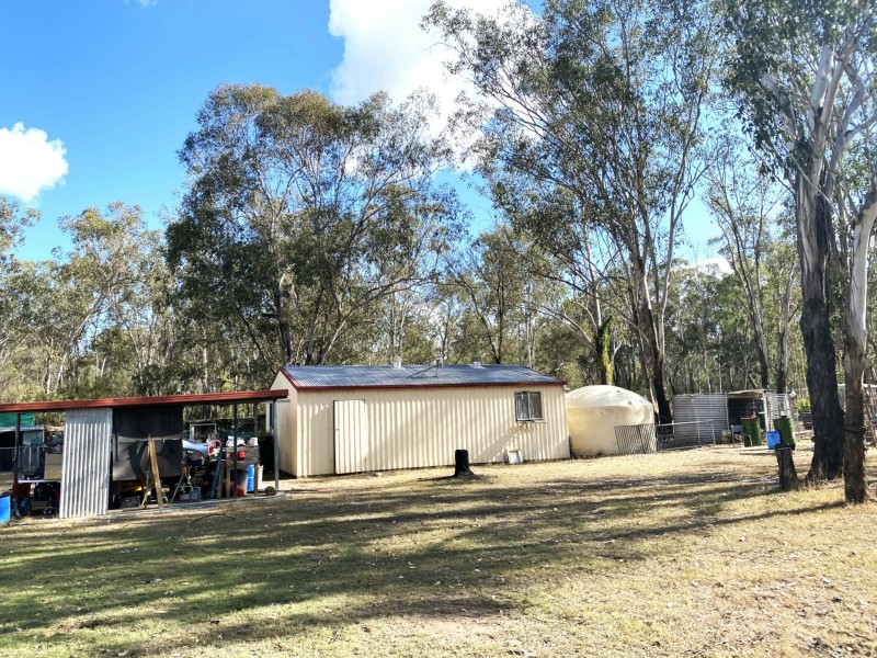 12 Lewis Court, Lockyer Waters QLD 4311