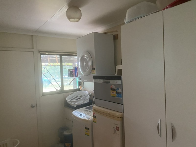 17 Hughes Road, Plainland QLD 4341