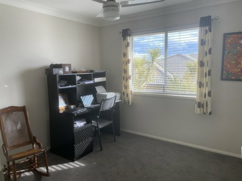 15 WOODSIDE  DRIVE, Gatton QLD 4343