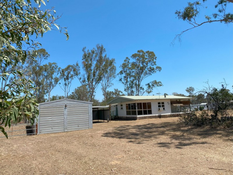 34 Kelly Road, Spring Creek QLD 4343