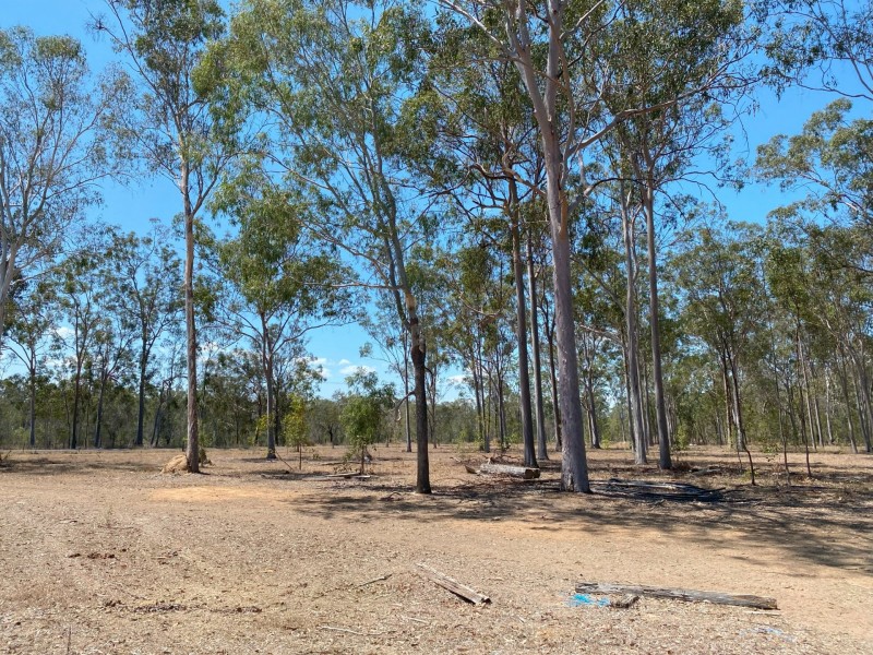 34 Kelly Road, Spring Creek QLD 4343