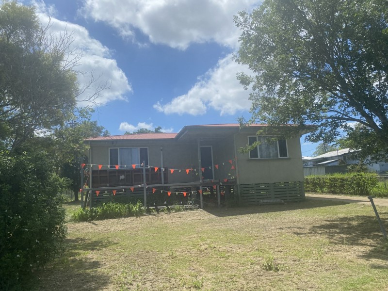 28 Lockyer Street, Gatton QLD 4343