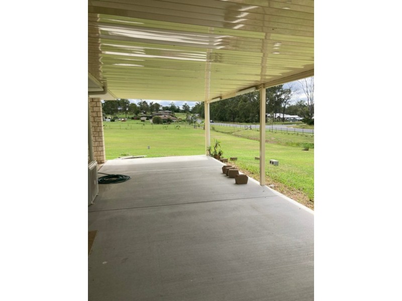 2 WESTWOOD CRESCENT, Hatton Vale QLD 4341