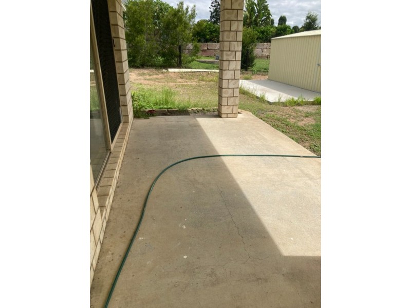 2 WESTWOOD CRESCENT, Hatton Vale QLD 4341