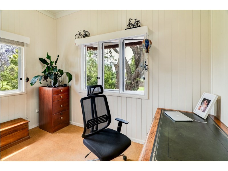 7 Harm Road, Forest Hill QLD 4342