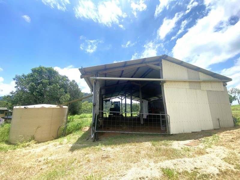 1789 Gatton Clifton Road, Mount Whitestone QLD 4347