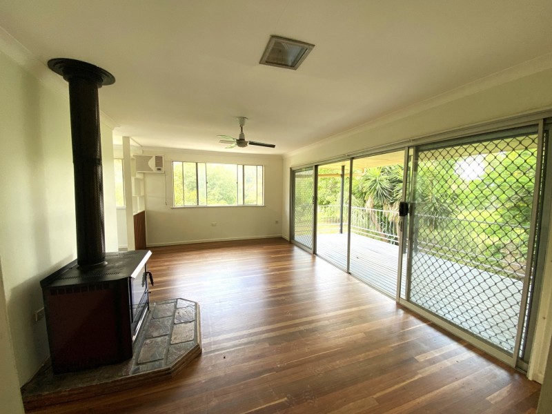 1789 Gatton Clifton Road, Mount Whitestone QLD 4347