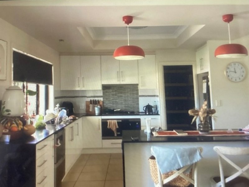 2 Peppertree Place, Plainland QLD 4341
