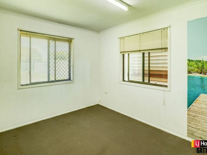 20 Pryde street, Lowood QLD 4311