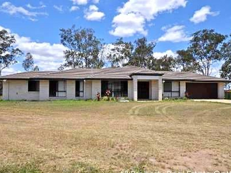 8 Boysen Court, Adare QLD 4343