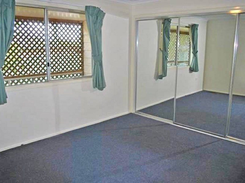 33 William Street, Forest Hill QLD 4342