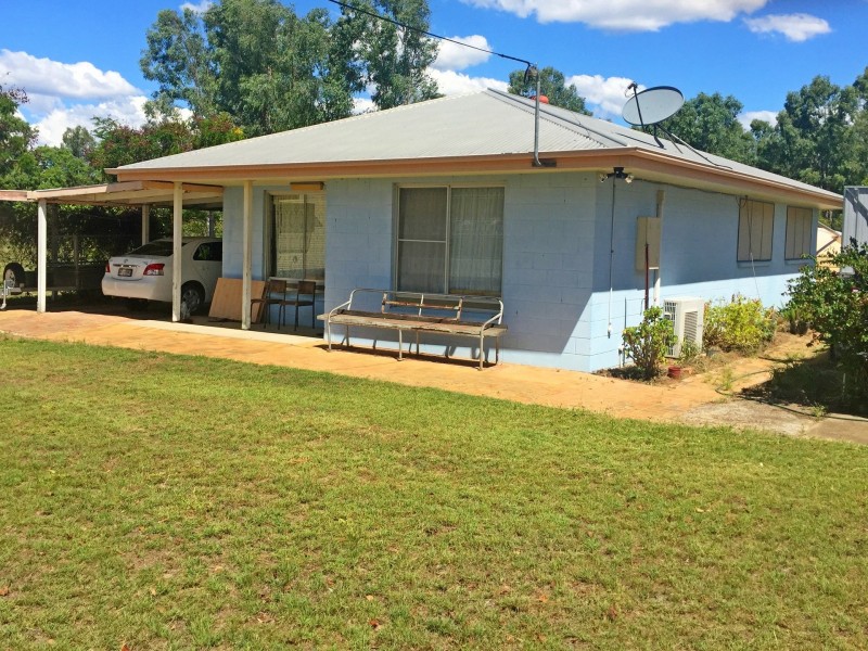 1 Waratah Drive, Morton Vale QLD 4343