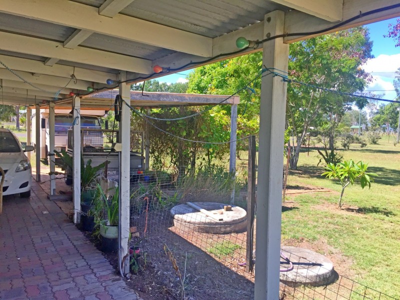 1 Waratah Drive, Morton Vale QLD 4343