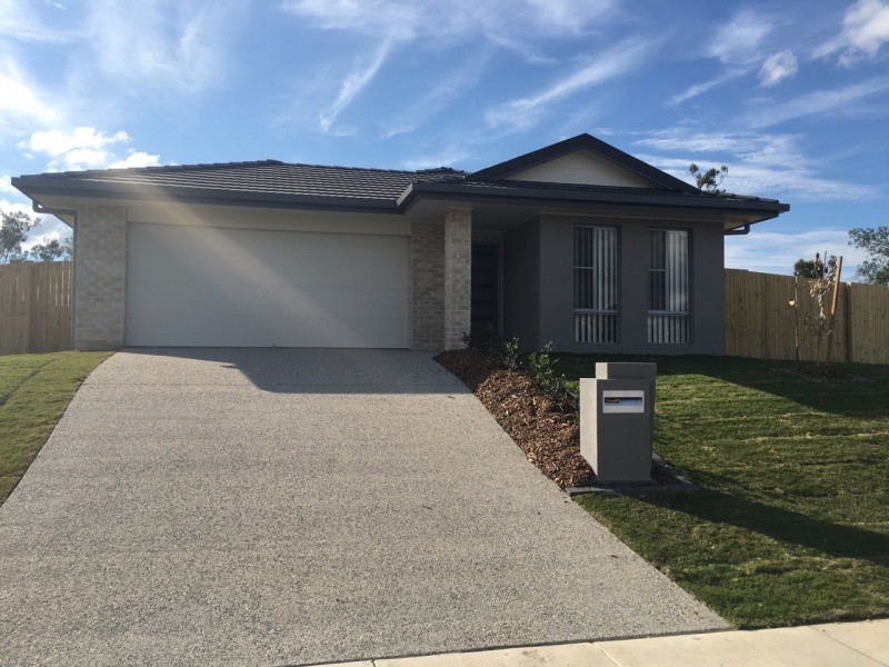 11 David Court, Helidon QLD 4344
