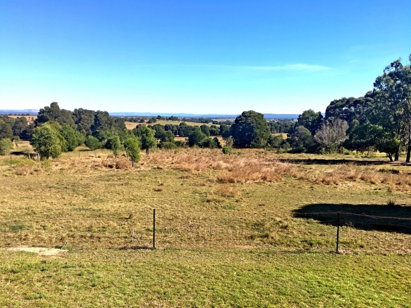 14 Silkwood Court, Glenore Grove QLD 4342