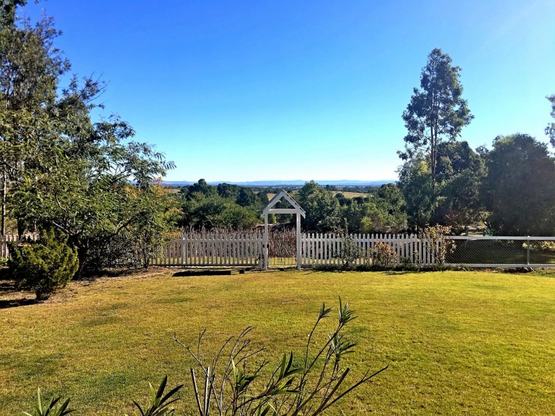 14 Silkwood Court, Glenore Grove QLD 4342