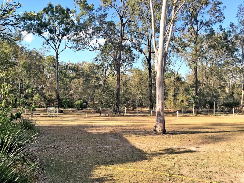 Kensington Grove QLD 4341