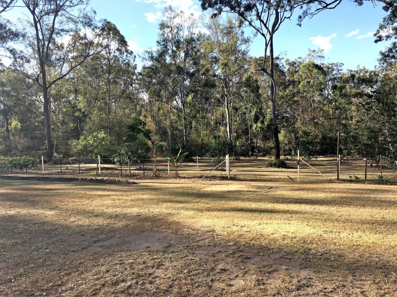Kensington Grove QLD 4341