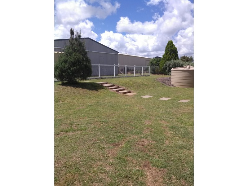 15 CONTINENTAL COURT, Gatton QLD 4343