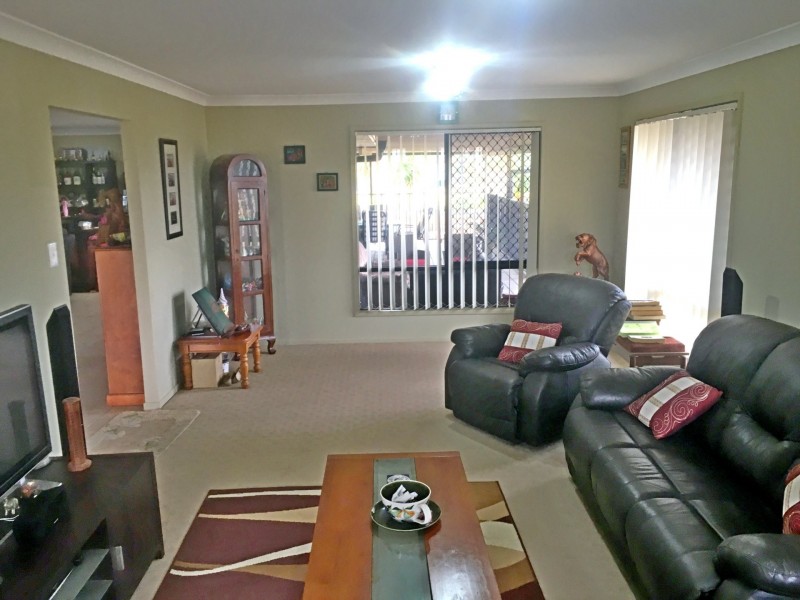 9 BOURKE STREET, Adare QLD 4343