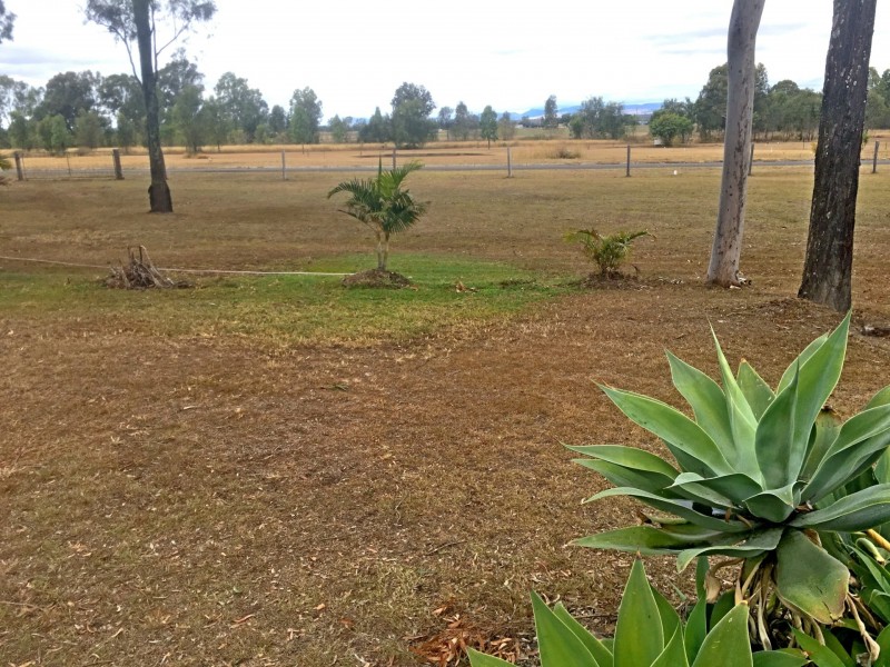 9 BOURKE STREET, Adare QLD 4343