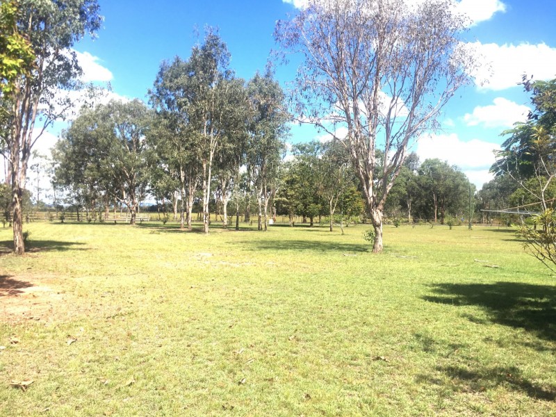 1 Waratah Drive, Morton Vale QLD 4343