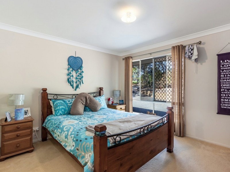 18 Australia 2 Drive, Kensington Grove QLD 4341